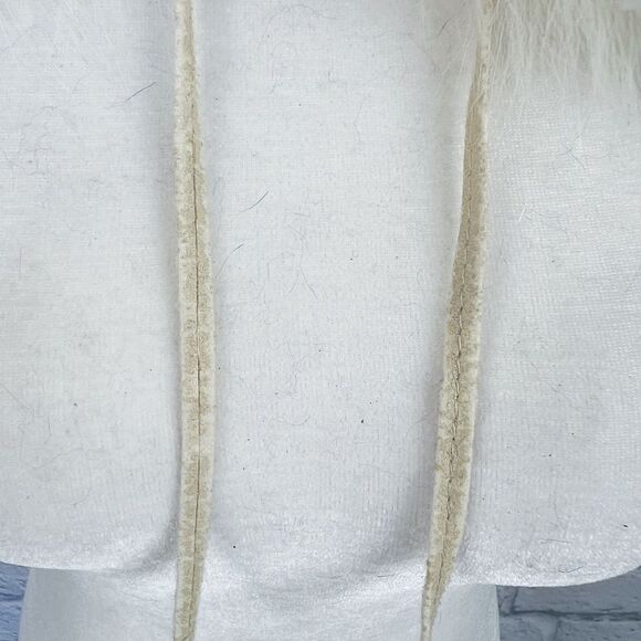 Via Couture White Rabbit Fox Fur Pom Pom Scarf Collar OS - Picture 8 of 8